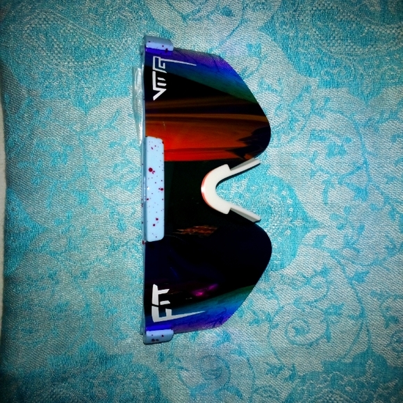 Fit Viter U.V.400 Polarized multicolor Sunglasses w/ adjustable E~Spot & Frames - Picture 10 of 11